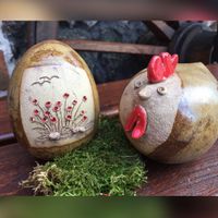 Osterei mit Huhn/ Keramik